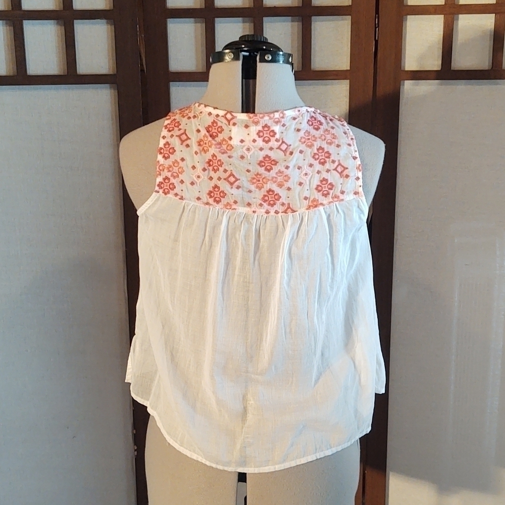 Abercrombie & Fitch Embroidered Sheer Cotton Top Sz S NWT - Picture 7 of 12